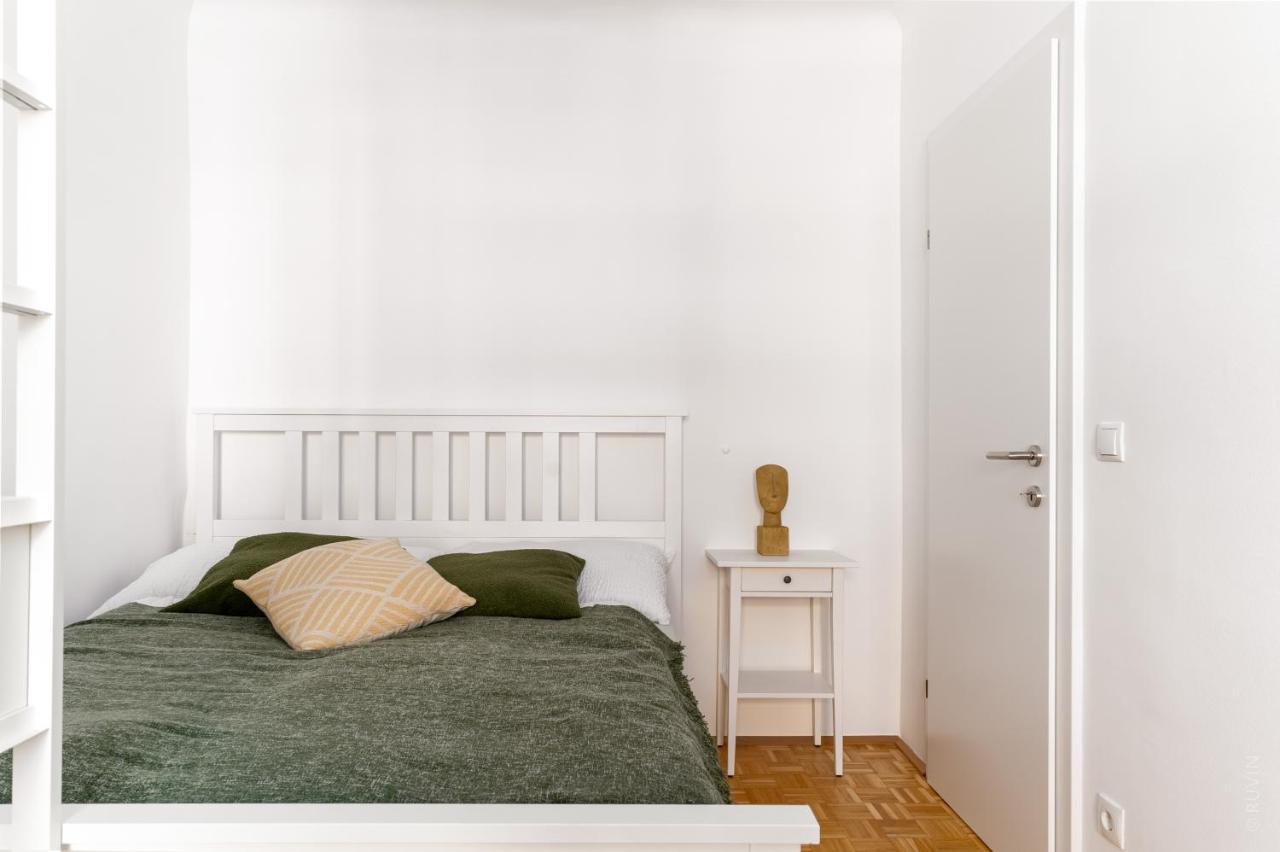 King Bed Home, 3 Bed Rooms, Perfect For Long Term Stay Viena Exterior foto