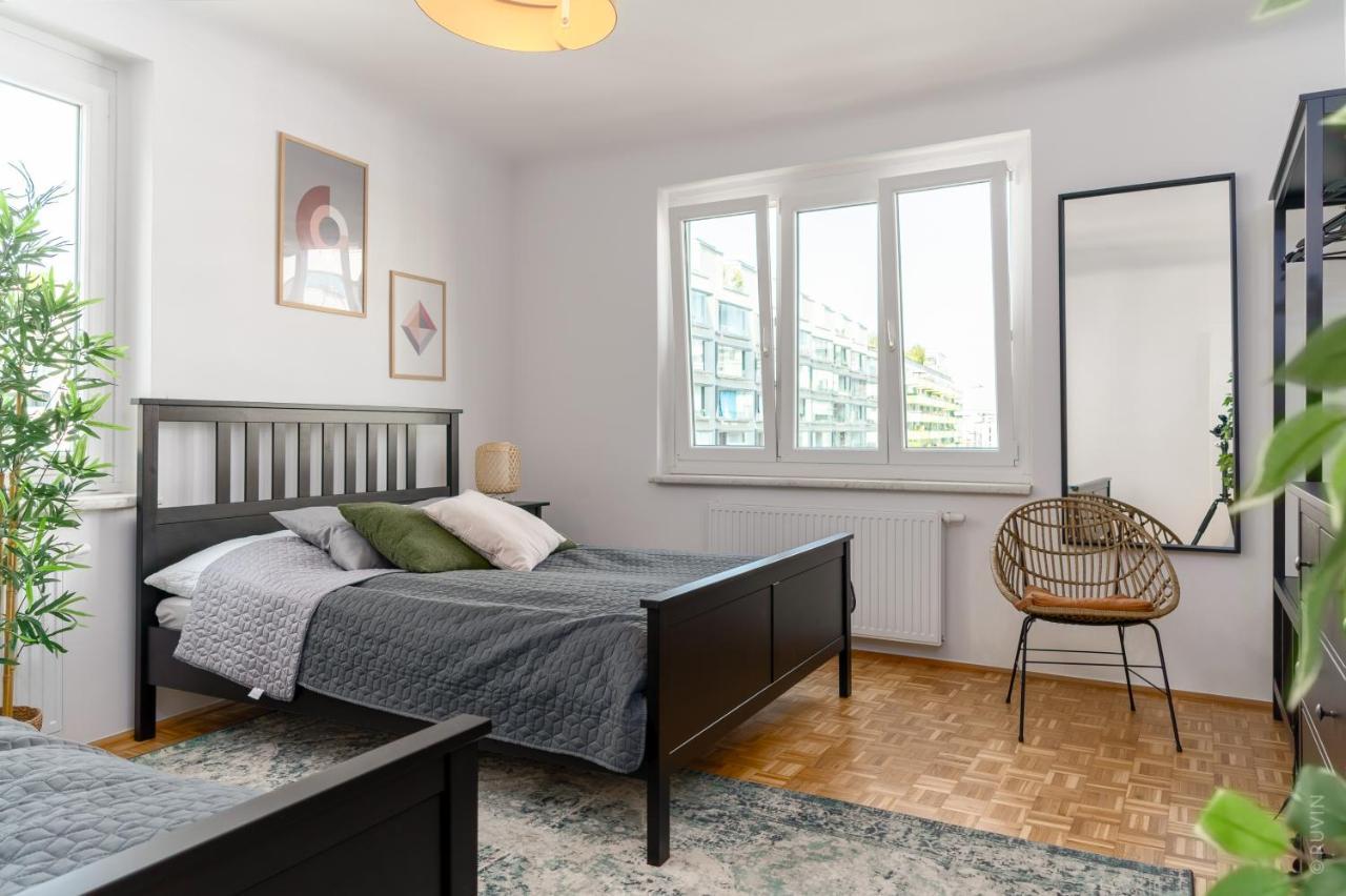 King Bed Home, 3 Bed Rooms, Perfect For Long Term Stay Viena Exterior foto